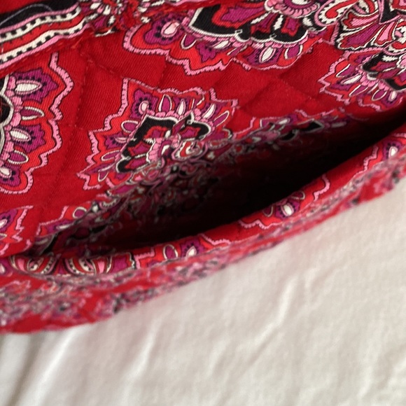 Vera Bradley Tote - Picture 4 of 10